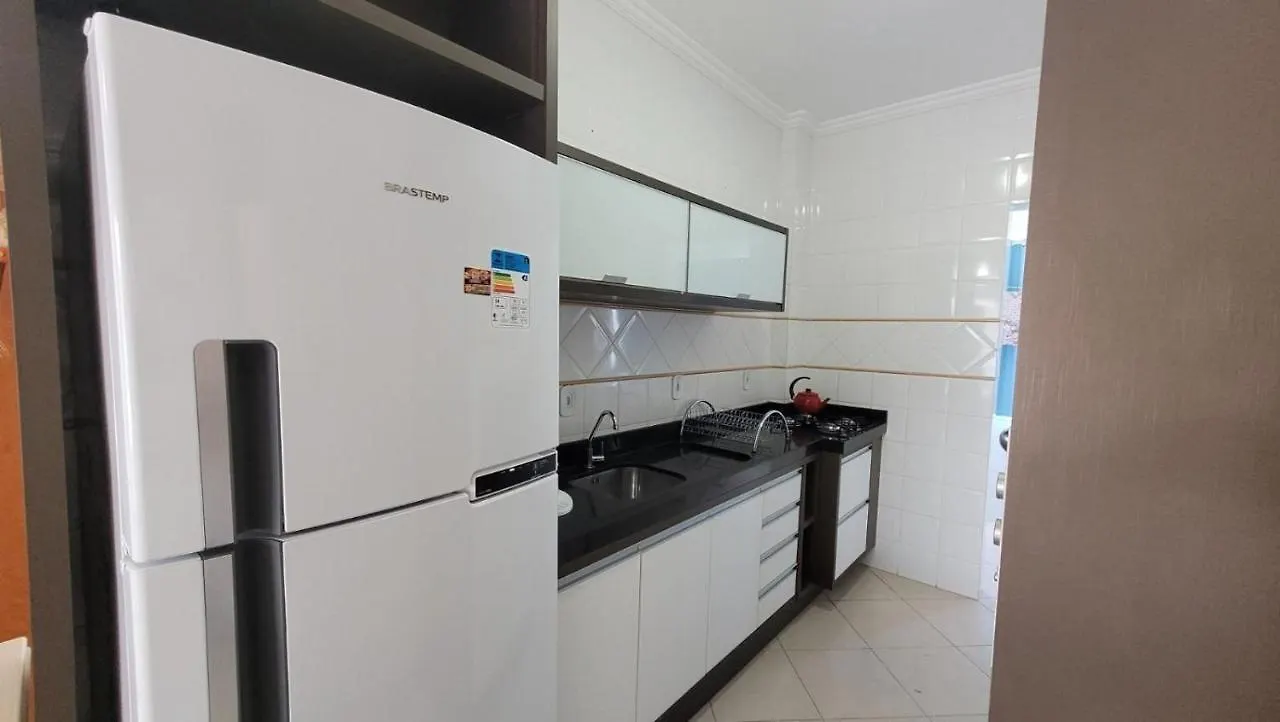 B720 - Apartamento 2 Quartos Em Cond. Com Piscina ボンビーニャス 0*,  ブラジル